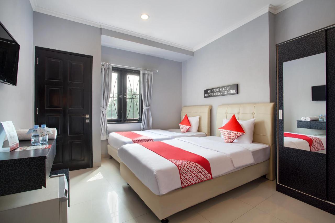 Oyo 105 La Maison D Ilona Jakarta Exteriér fotografie