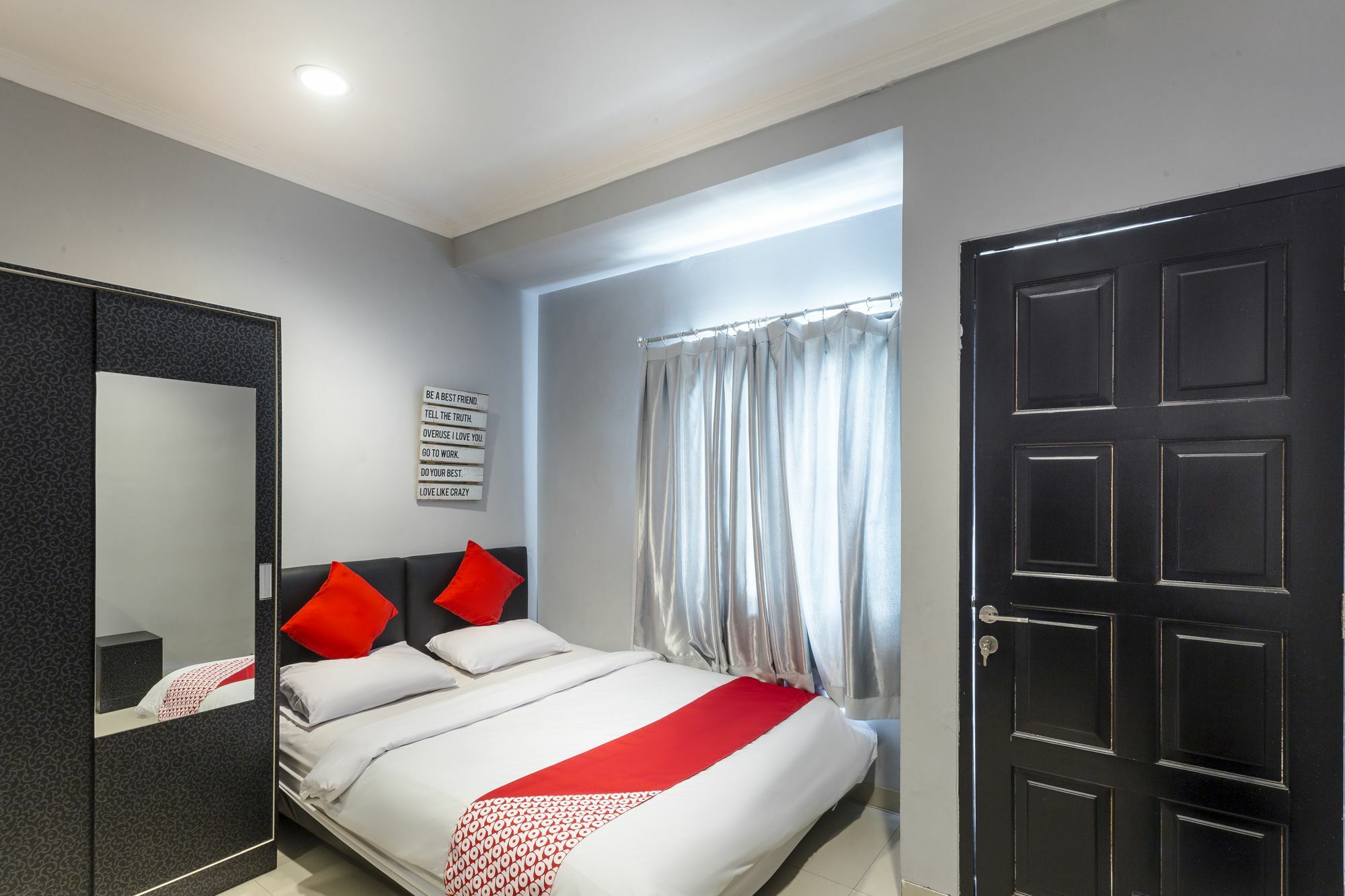 Oyo 105 La Maison D Ilona Jakarta Exteriér fotografie